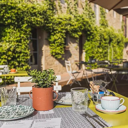 Favorita Food&wine *