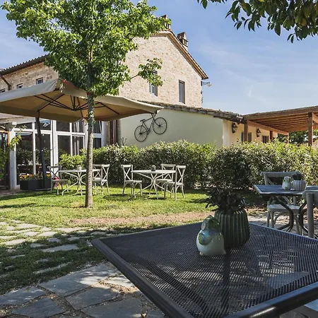 Country house Favorita Food&wine Bastia Umbra