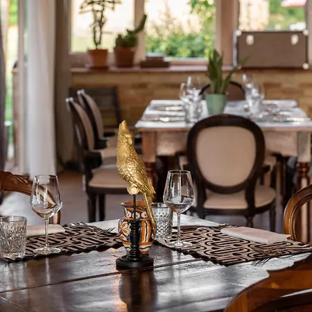 Landhaus Favorita Food&wine *