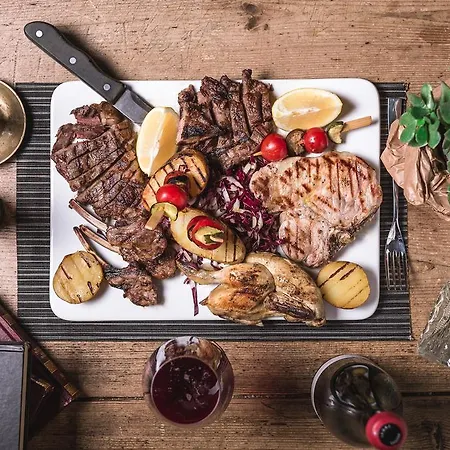 Favorita Food&wine *